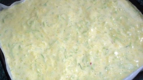 рулет из кабачков с грибами и сыром