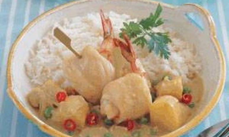 Рецепт рулетиков из рыбы с креветками в соусе карри