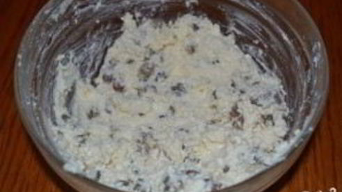 рулетики из слоеного теста