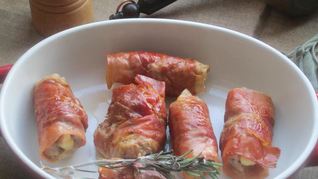 Рулетики из свинины в ветчине с пармезаном