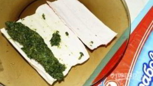 рулетики из теста фило с крабово-сырной начинкой