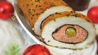 Рыбный рулет с оливками