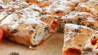 Слоеный рулет со сладким перцем