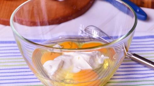 сырный рулет с паштетом из печени