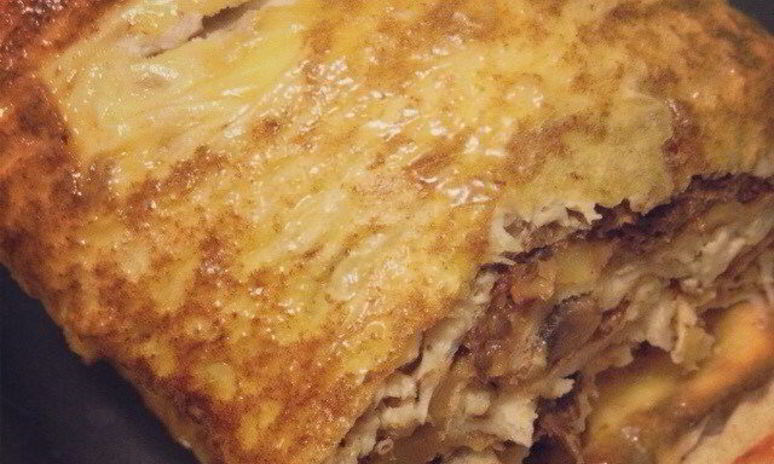 Рецепт запеченного рулета из лаваша с курицей и грибами