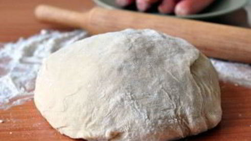 сосиски в дрожжевом тесте