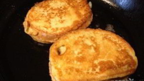 горячий сэндвич с лососем