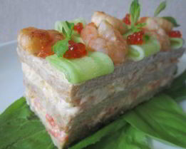 Исландский сэндвич с лососем и креветками