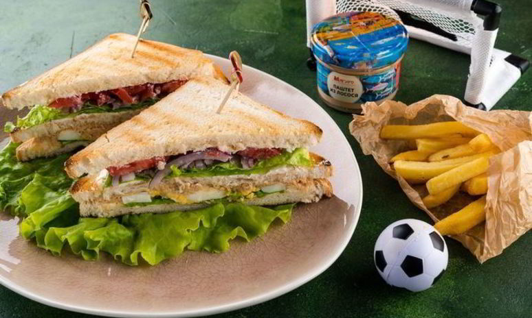 Рецепт клаба-сэндвича с лососевым паштетом