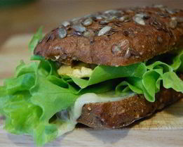 Сэндвич с курицей карри