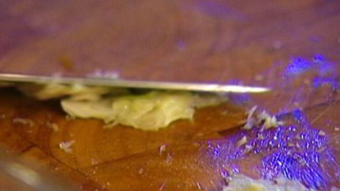 сэндвич с ветчиной, соленьями и сыром