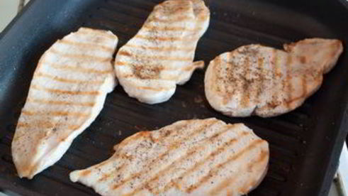 сэндвичи с курицей и маринованным цуккини