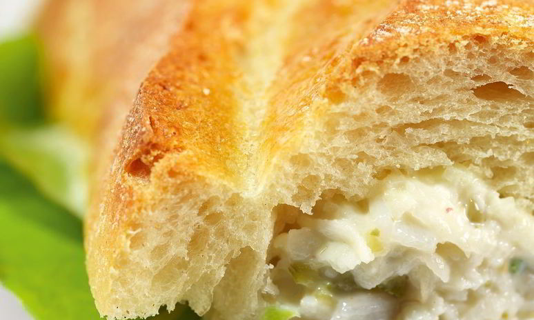 Рецепт сэндвичей с салатом из сельдерея и соусом ремулад