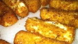 Сырные палочки в кляре