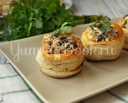 Тарталетки из слоеного теста с начинкой