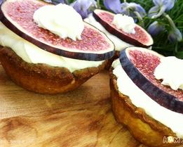 Тарталетки с инжиром и кремом рикотта