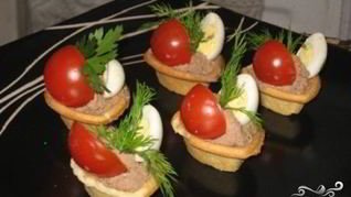 Тарталетки с куриной печенью