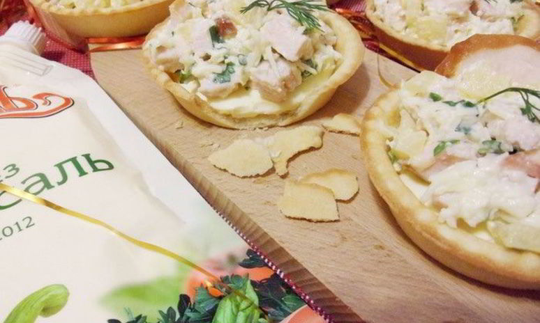 Рецепт тарталеток с курицей и ананасом