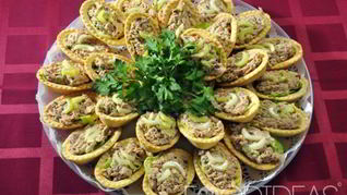 Тарталетки с курицей и сыром