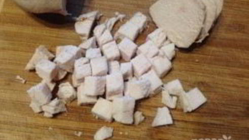 тарталетки с начинкой из курицы с ананасом