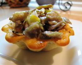 Тарталетки сырные с грибами