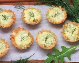 Закуска в тарталетках с семгой