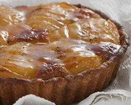 Грушевый тарт на шоколадно-миндальном тесте