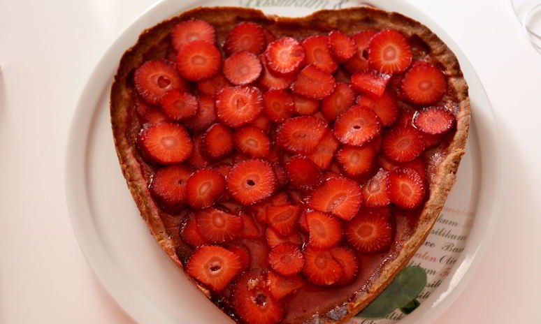Рецепт клубничного тарта из свежей клубники