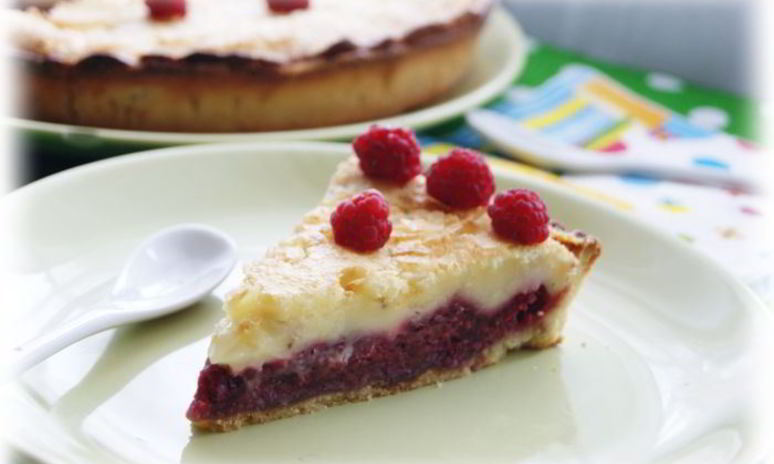 Рецепт малинового тарта со сливочной заливкой