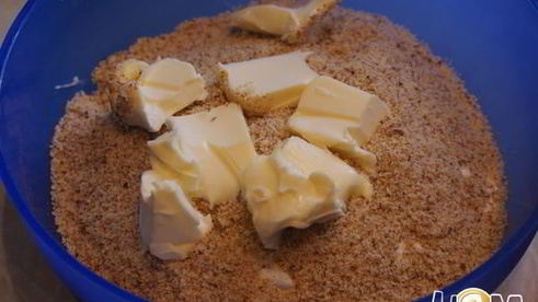 миндальный тарт с шоколадно-грейпфрутовым кремом