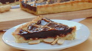 Шоколадно-арахисовый тарт