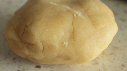 тарт с абрикосами и лавандой