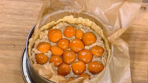 тарт с консервированными абрикосами