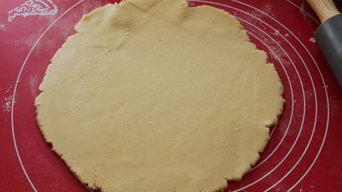 тарт с миндалем и яблоками