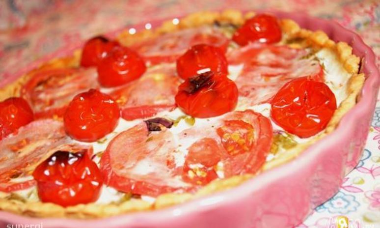 Рецепт тарта с помидорами, фетой и зеленью