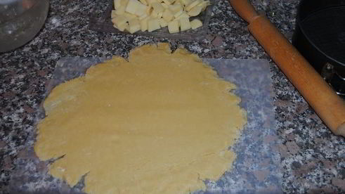 тарт с помидорами и сыром