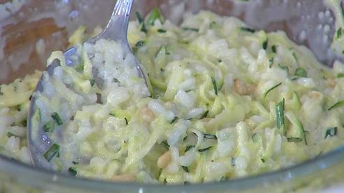 тарт с цукини, рисом и кедровыми орешками