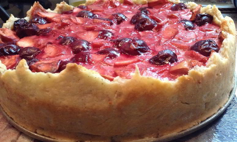 Рецепт тарта с яблоками, вишней и марципаном