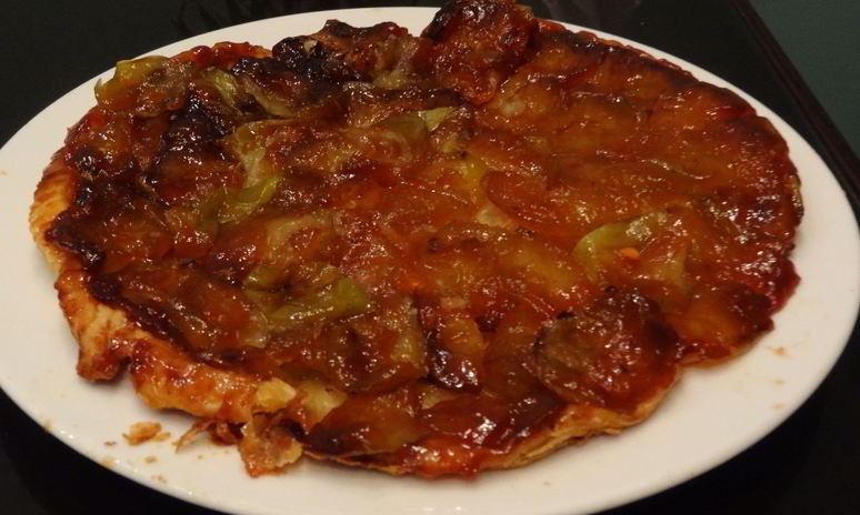 Рецепт тарта татен из слоеного теста