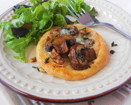 Тарты с грибами и грецкими орехами