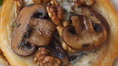 тарты с грибами и грецкими орехами