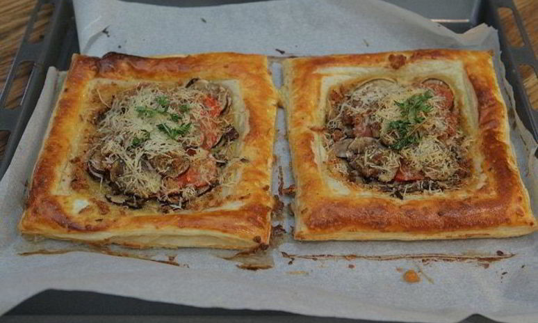 Рецепт тартов с грибами и тимьяном