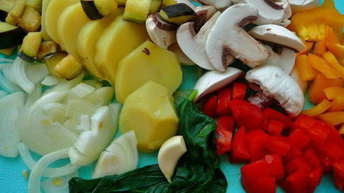 картофель с шампиньонами и яичницей