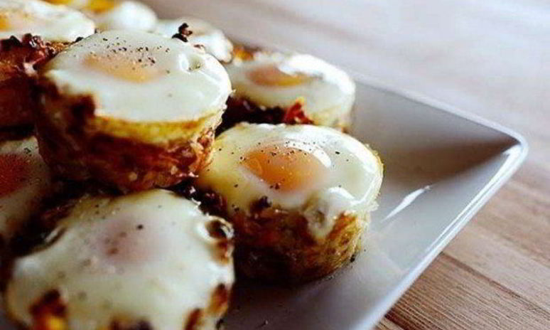 Рецепт картофельных корзинок с яичницей-глазуньей