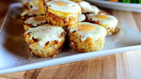 картофельные корзинки с яичницей-глазуньей