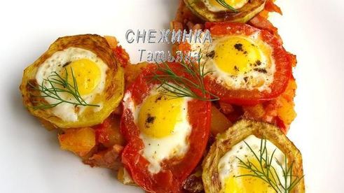 сердечная яичница из перепелиных яиц с овощами