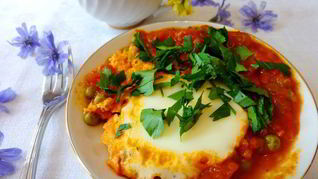 Шакшука — яичница с помидорами