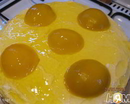 Торт Яичница с персиками