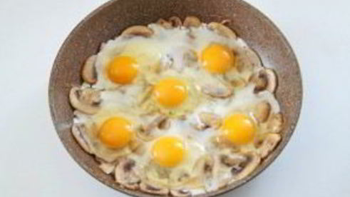 яичница с грибами