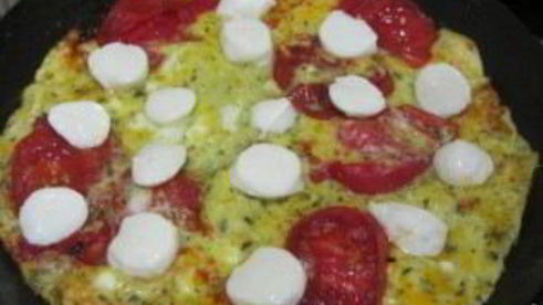 яичница с моцареллой